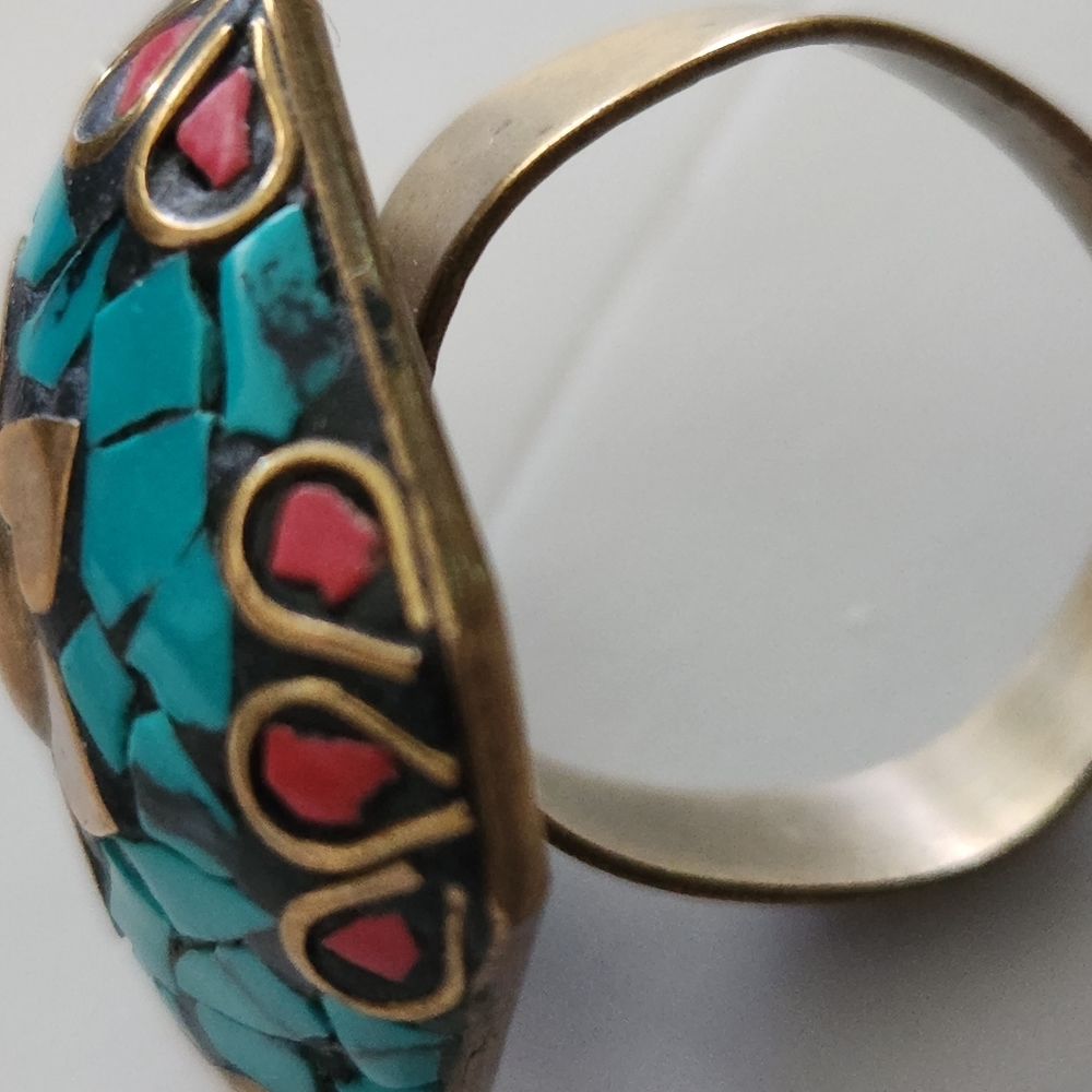 Ring - Picture 2 of 4